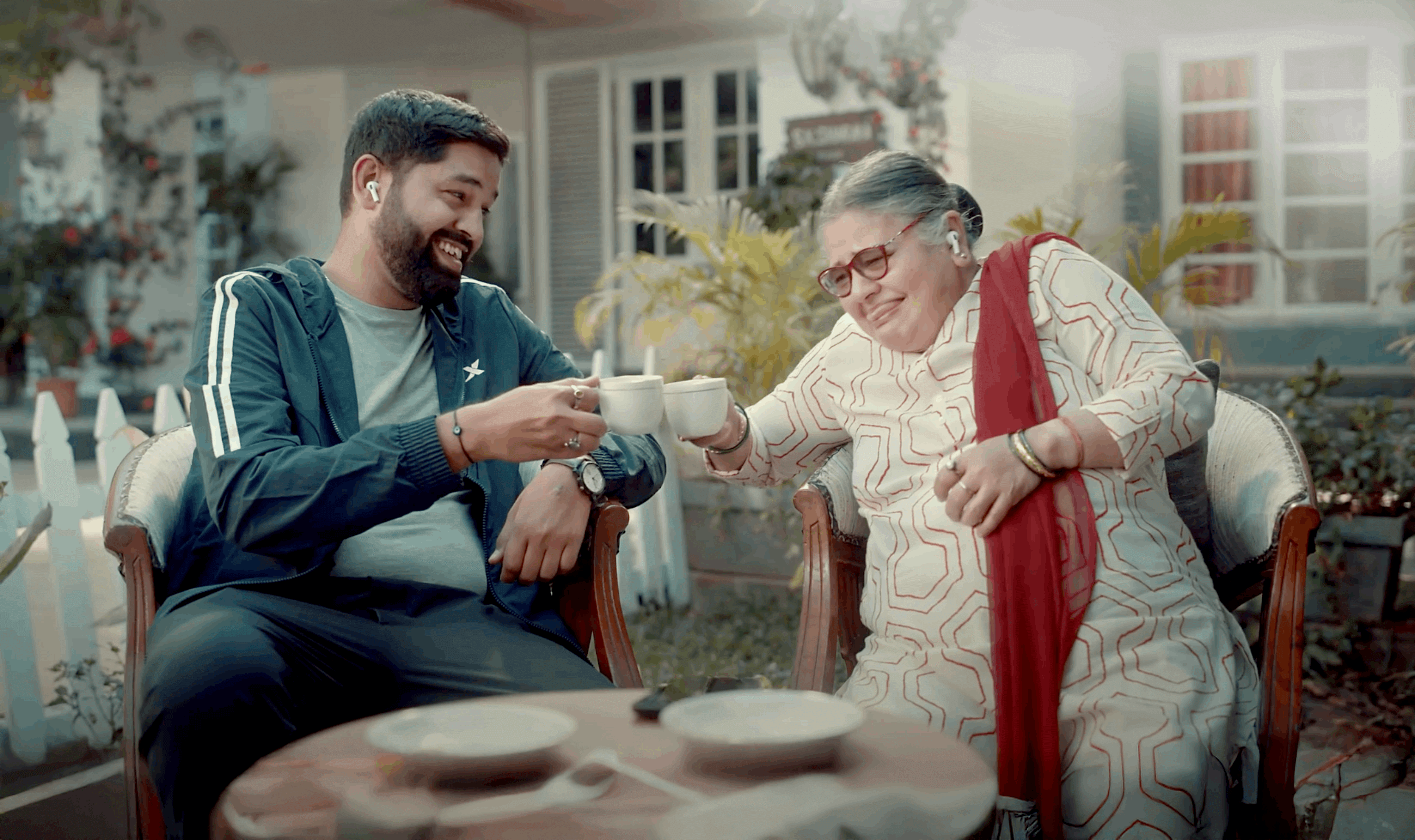 Flipping the Scam Narrative with Humour